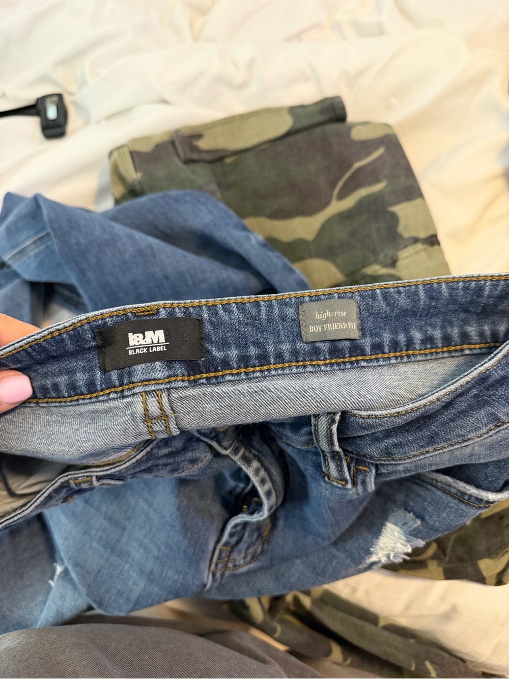 Black Label Women's Distressed Blue Skinny Jeans - Picture 5 of 6
